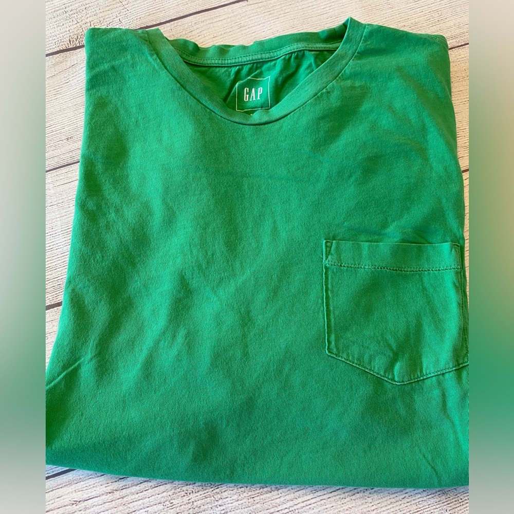 Green Gap T-Shirt
